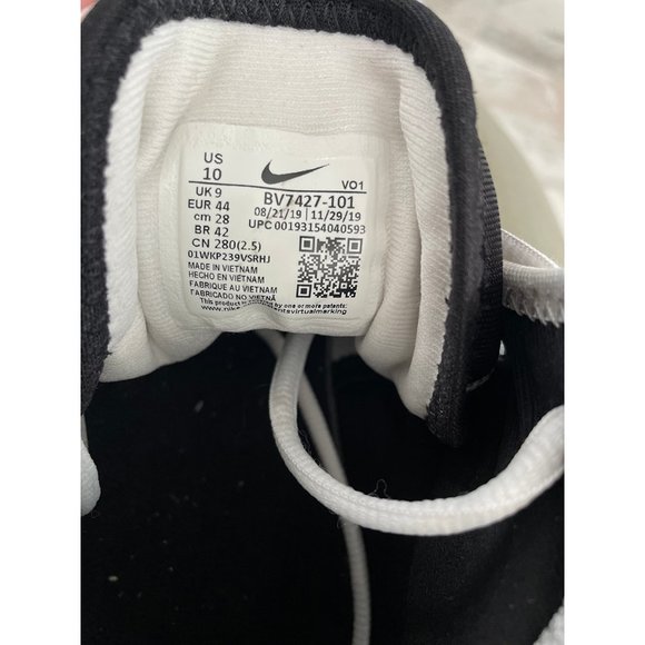 Nike LeBron Witness 4 (blk & wht) Size 10 - Picture 7 of 7